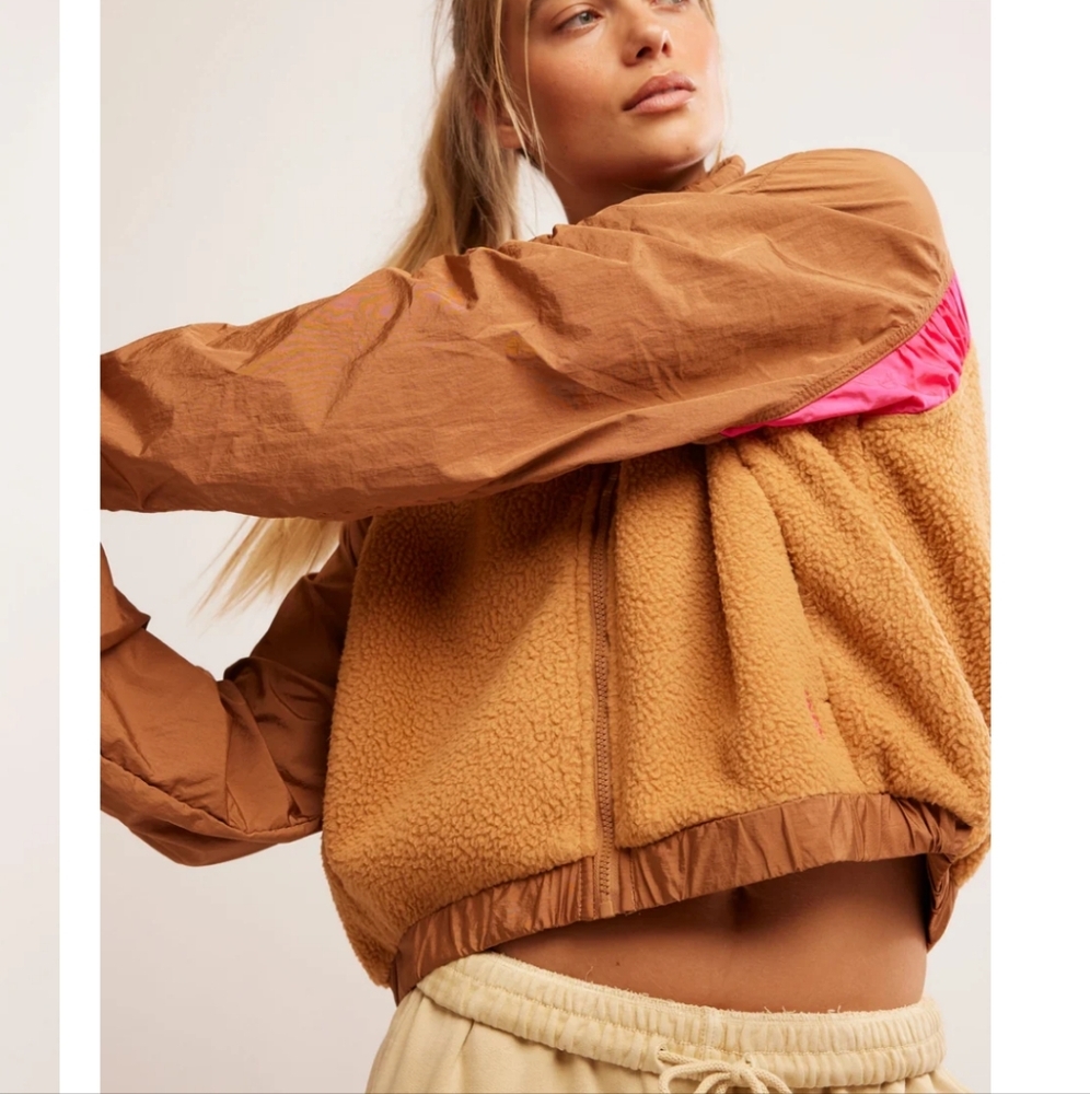 NWOT Free People Movement Amelia Zip Up Fleece in Camel Malibu - Picture 3 of 13